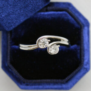 Diamond Curve