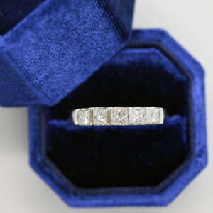 Diamond V