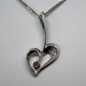 Diamond Heart Drop